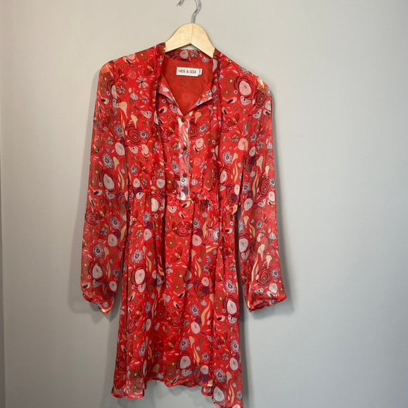 Hide & Seek Patterned Dress Size SM - Picture 1 of 6